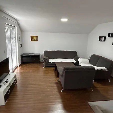 Aura Whole For Rent Вилла