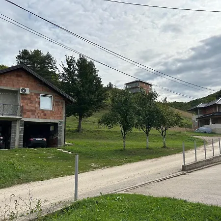 Aura Whole For Rent * Ilijas
